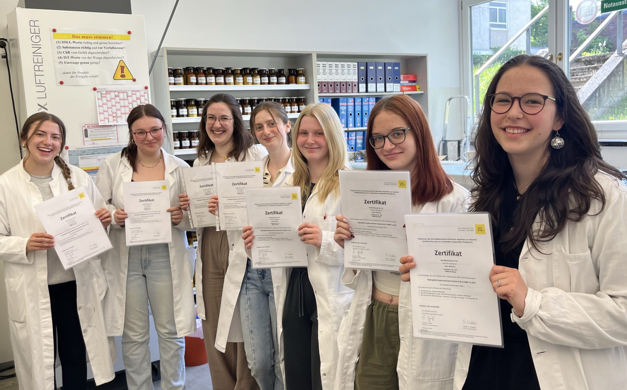 PTA-Schule Nürnberg macht Ringversuch 2025