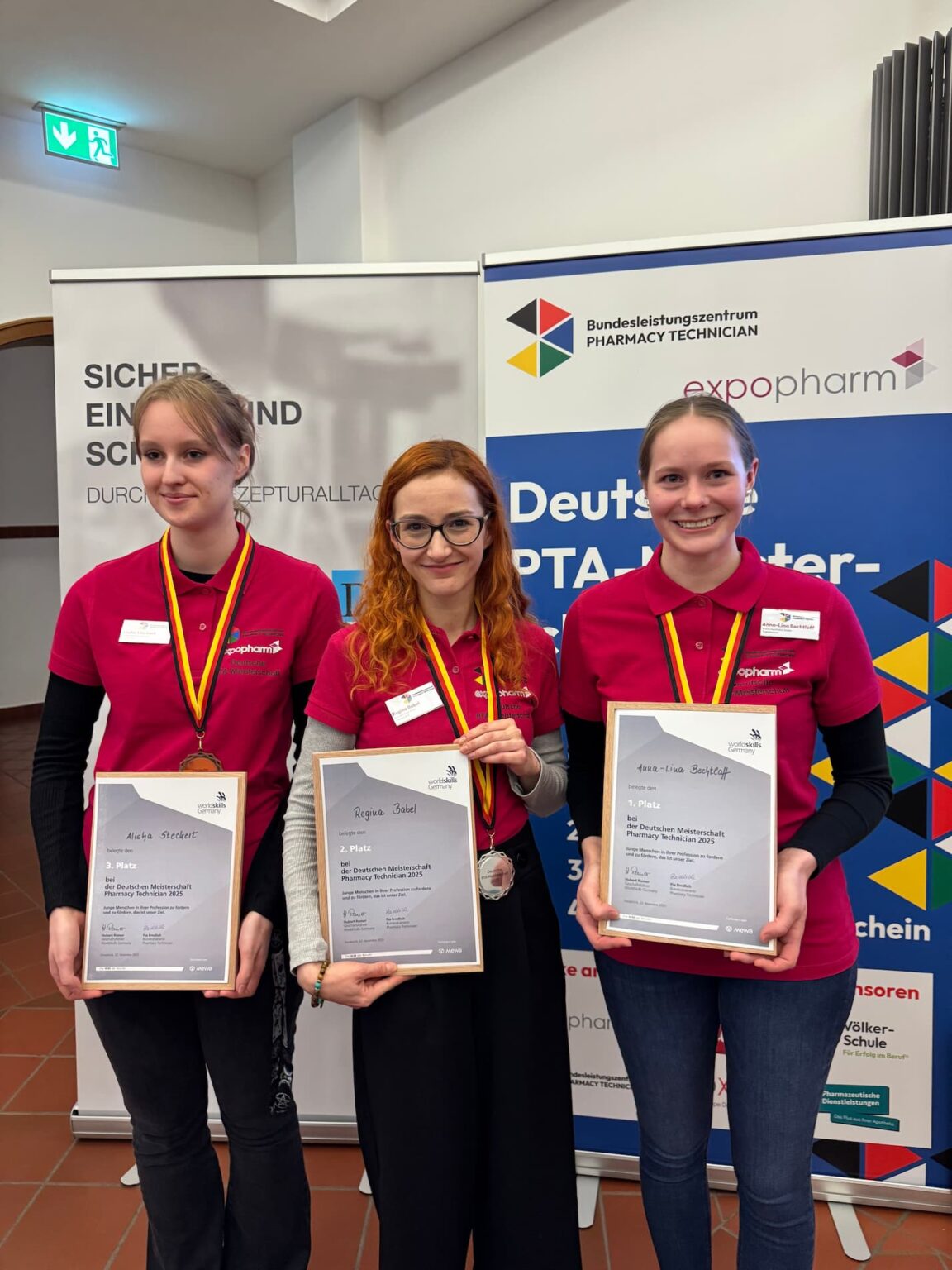 Ein Bild, das die Siegerinnen der PTA-Meisterschaft 2025 zeigt